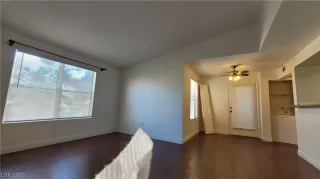 Photo #2: 2409156 Listing