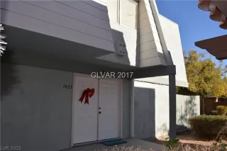 Photo #2: 2409200 Listing 