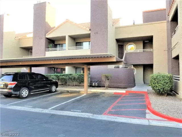 MLS: 2409266 Condo For Sale