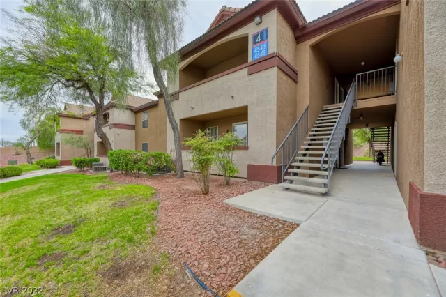 MLS: 2409300 Condo For Sale