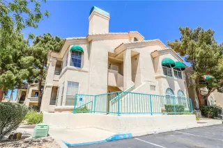 Photo #1: 2409350 Listing 