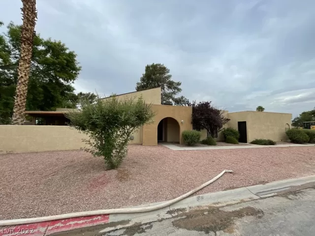 MLS: 2409436 Condo For Sale