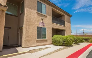 Photo #3: 2409450 Listing 