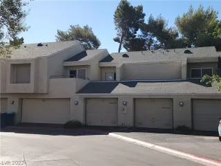 Photo #1: 2409454 Listing 