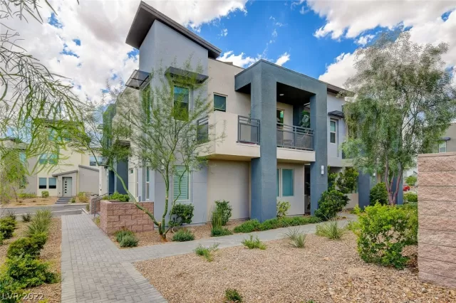 MLS: 2409675 Condo For Sale