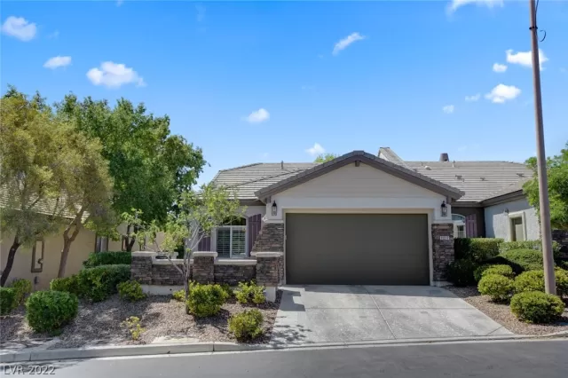 MLS: 2409684 Condo For Sale