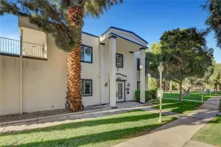 Photo #2: 2409690 Listing