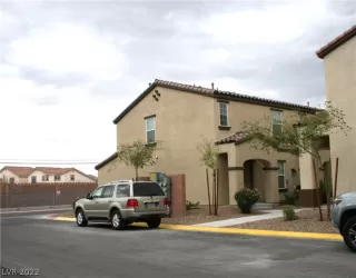 Photo #2: 2409717 Listing 