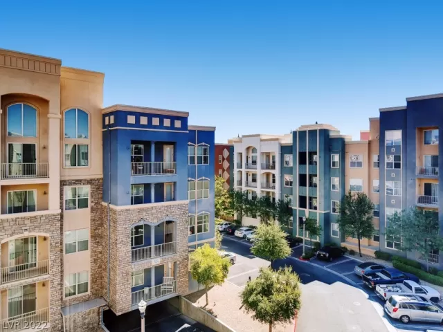 MLS: 2409744 Condo For Sale