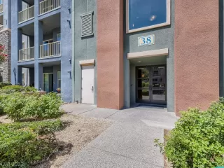 Photo #1: 2409744 Listing