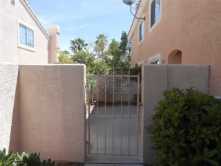 Photo #1: 2409761 Listing 