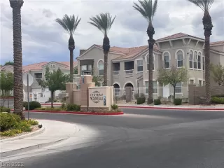 Photo #1: 2409797 Listing 