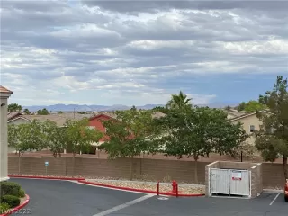 Photo #2: 2409797 Listing 