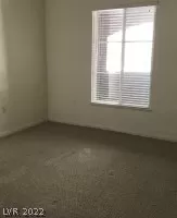 Photo #3: 2409826 Listing