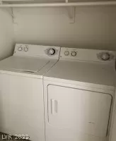 Photo #5: 2409826 Listing