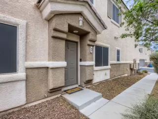 Photo #1: 2409865 Listing 