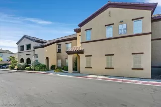 Photo #2: 2409879 Listing 