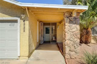 Photo #3: 2409900 Listing