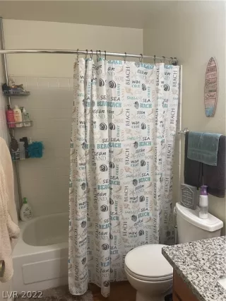 Photo #5: 2409954 Listing