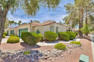 Photo #1: 2409963 Listing 