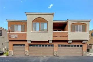 Photo #4: 2410116 Listing 