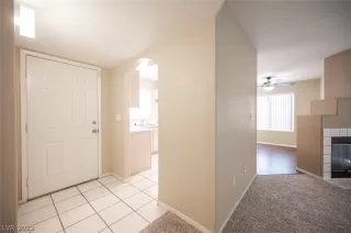 Photo #3: 2410132 Listing 