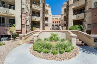 Photo #1: 2410136 Listing