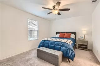 Photo #1: 2410235 Listing