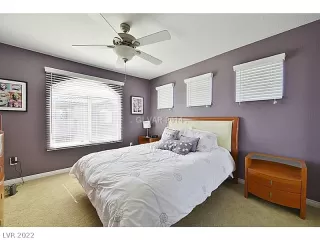 Photo #4: 2410299 Listing 