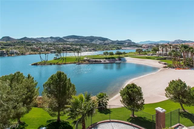 MLS: 2410393 Condo For Sale