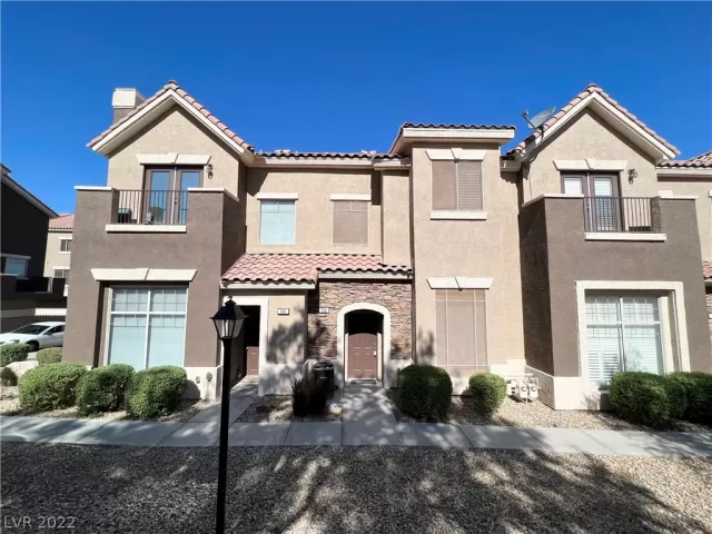 MLS: 2410405 Condo For Sale