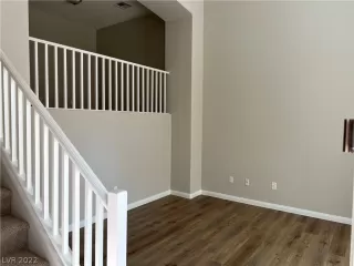 Photo #2: 2410405 Listing 