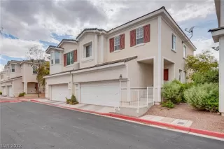 Photo #1: 2410443 Listing 