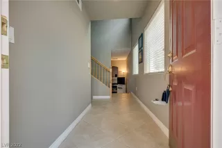 Photo #4: 2410443 Listing 