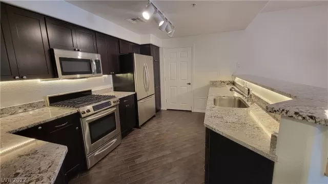 MLS: 2410596 Condo For Sale