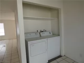 Photo #6: 2410625 Listing 