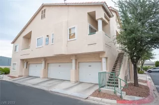 Photo #1: 2410640 Listing