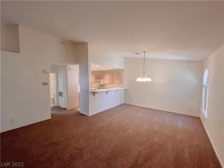 Photo #2: 2410686 Listing 