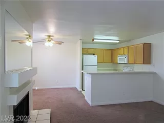 Photo #1: 2410699 Listing 
