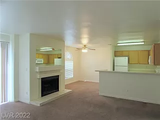 Photo #2: 2410699 Listing 