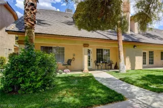 Photo #1: 2410709 Listing