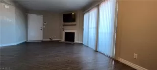 Photo #2: 2410713 Listing 