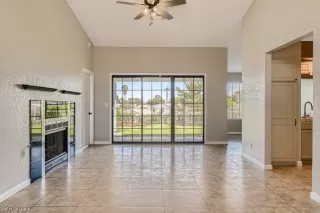 Photo #2: 2410734 Listing 