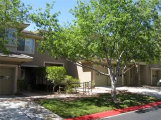 Photo #1: 2410755 Listing 