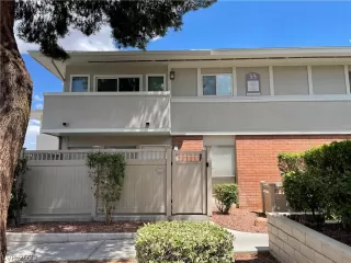 Photo #1: 2410760 Listing