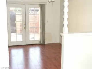 Photo #2: 2410766 Listing 