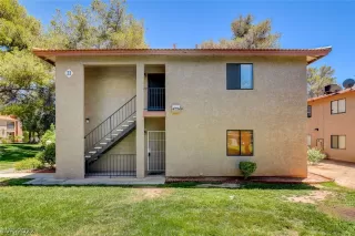 Photo #2: 2410836 Listing 