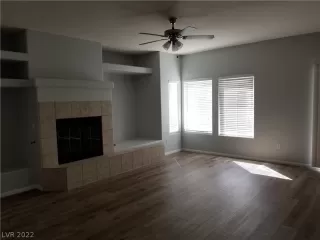 Photo #2: 2410960 Listing 