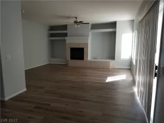 Photo #4: 2410960 Listing 