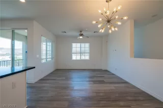 Photo #2: 2411117 Listing